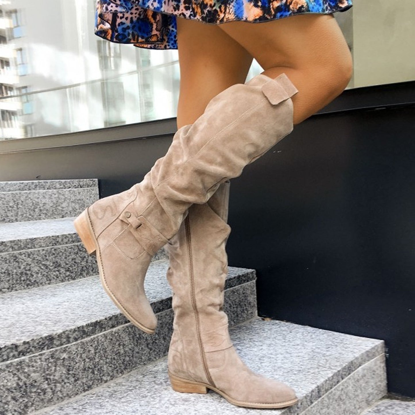 Bottes Élégantes en Suédine – Confort et Style